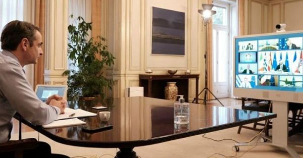 Ανασχηματισμός : Η δύσκολη εξίσωση και οι δύο σχολές σκέψης