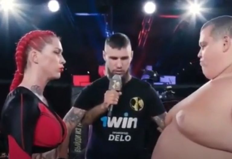 Πρωταθλήτρια ΜΜΑ «καταστρέφει» στο ρινγκ Youtuber 239 κιλών