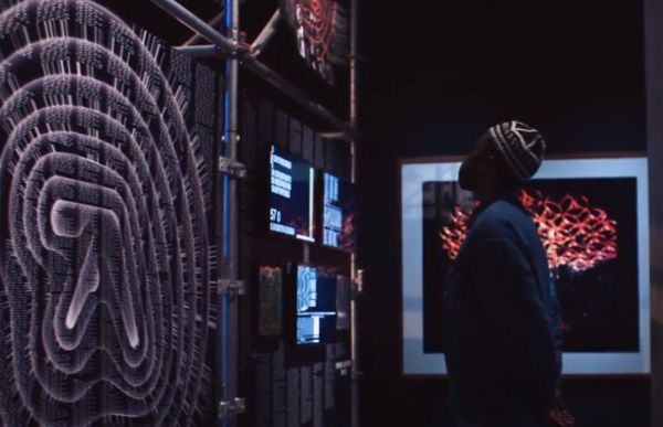 «The New Rave» – Ξενάγηση στην ιστορία της ηλεκτρονικής μουσικής