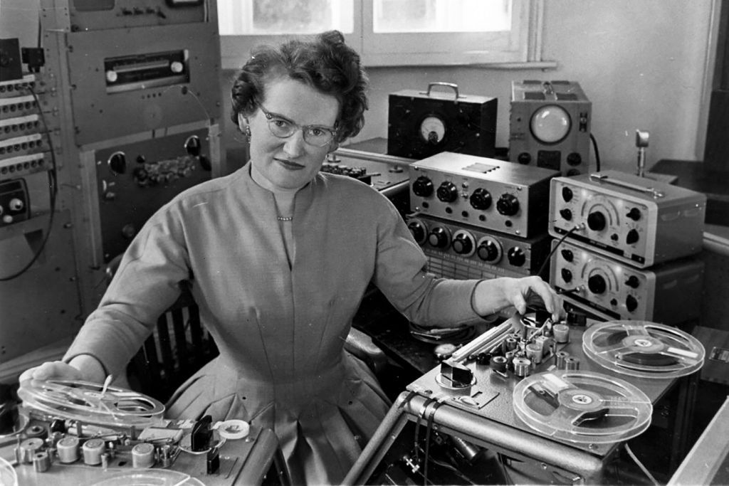 «Sisters With Transistors»: Ένα ντοκιμαντέρ για τις πρωτοπόρες γυναίκες της ηλεκτρονικής μουσικής