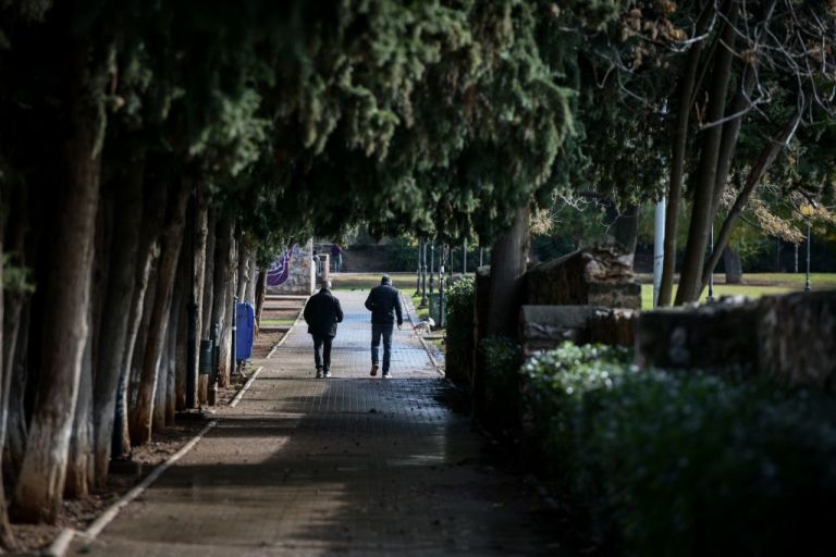 Κοροναϊός : Περισσότερα από τα μισά κρούσματα σε Αττική και Θεσσαλονίκη – Ο χάρτης της διασποράς