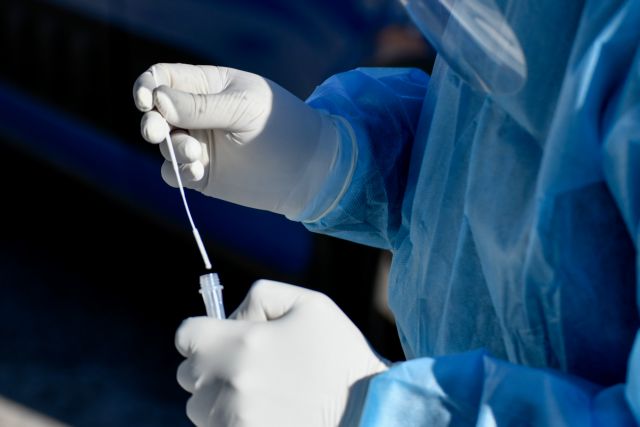 Kοροναϊός : Η παραγωγή των αντισωμάτων είχε ξεκινήσει πριν εμφανιστεί το πρώτο κρούσμα στην Ελλάδα