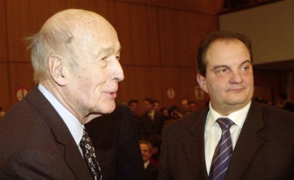 Καραμανλής για Ντ’ Εστέν : Η διαδρομή του είναι φωτεινό παράδειγμα