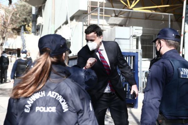 Κικίλιας : Στον Ευαγγελισμό για τον πρώτο εμβολιασμό – Τι δήλωσε