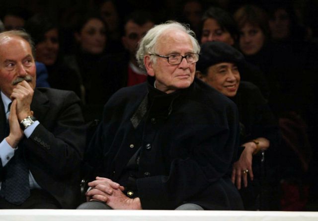 Πέθανε ο σπουδαίος σχεδιαστής μόδας Πιέρ Καρντέν