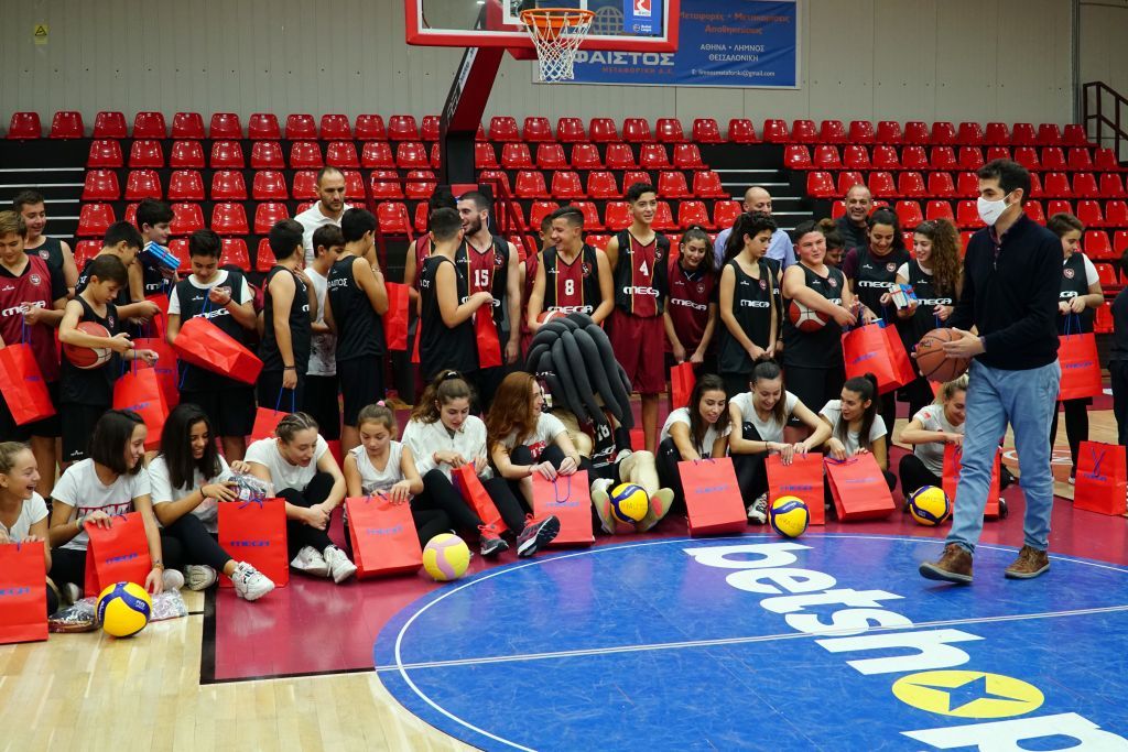 Στηρίζοντας τον αθλητισμό και την παιδεία στη Λήμνο