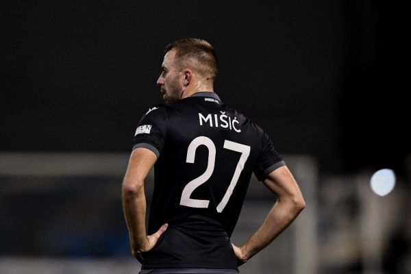 ΠΑΟΚ για Μίσιτς : Μερικές μάχες είναι πιο σημαντικές από το ποδόσφαιρο