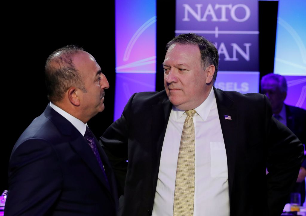 S-400 : Επικοινωνία Τσαβούσογλου – Πομπέο, μετά τις αμερικανικές κυρώσεις