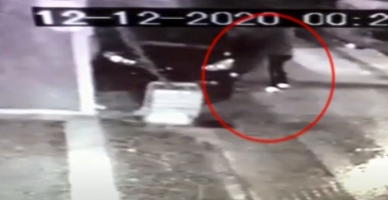 Παγκράτι : Βίντεο – ντοκουμέντο από την ληστεία στο σπίτι γνωστού επιχειρηματία