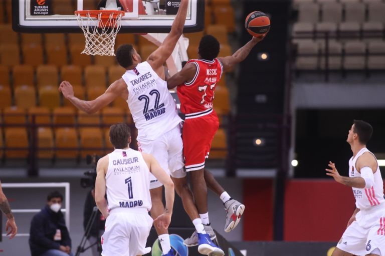 Ολυμπιακός – Ρεάλ Μαδρίτης : Τα στιγμιότυπα της αναμέτρησης