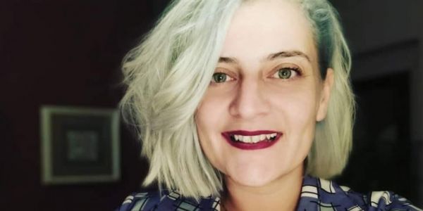 Κοροναϊός : Συγκλονίζει στο MEGA η νοσηλεύτρια που δεν της νοίκιασαν σπίτι γιατί δουλεύει σε ΜΕΘ