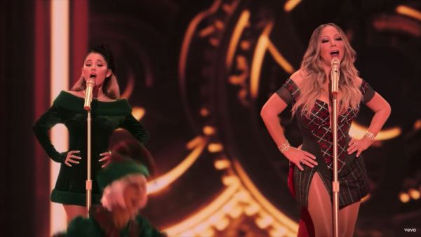 Μαράια Κάρεϊ & Αριάνα Γκράντε πιάνουν παρέα απίστευτες οκτάβες