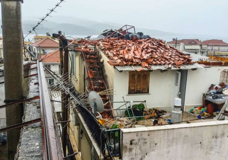 Αστακός : Εικόνες καταστροφής από το πέρασμα ανεμοστρόβιλου