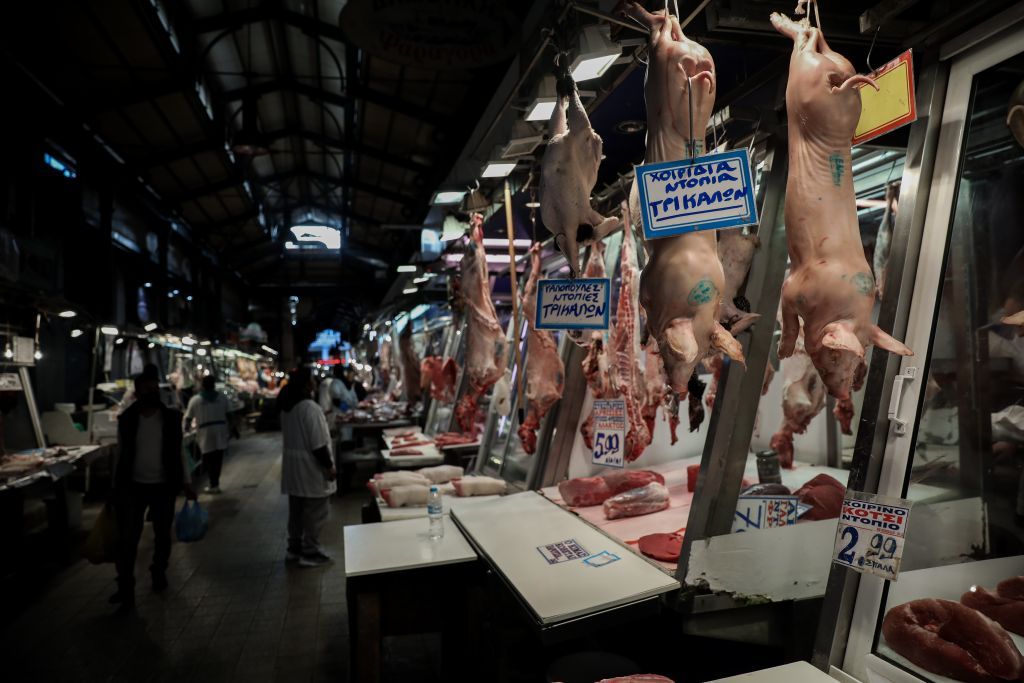 Αυξημένη η κίνηση στη Βαρβάκειο αγορά