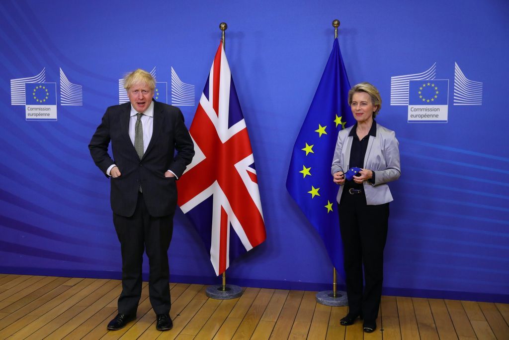 Brexit : Μπαίνουν οι τελευταίες «πινελιές» στη συμφωνία ΕΕ – Βρετανίας