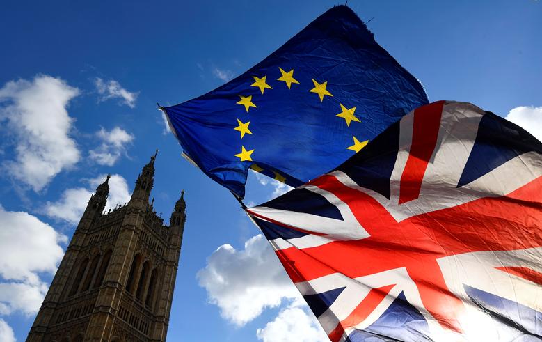 Ολονύχτιο θρίλερ για το Brexit : Κοντά σε συμφωνία ΕΕ και Βρετανία