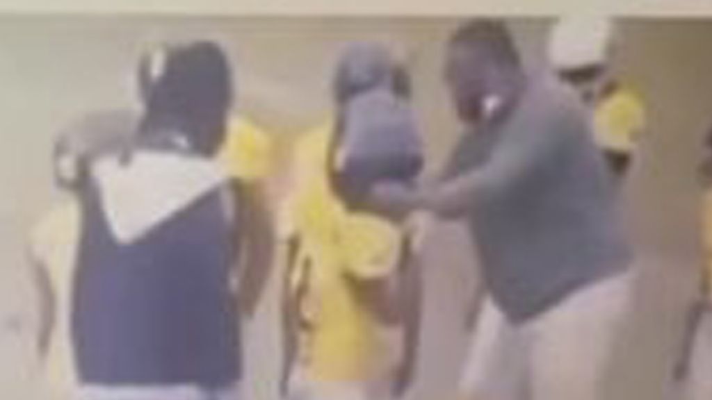 Προπονητής χτυπάει με δύναμη 9χρονο παίκτη στη Φλόριντα-Βίντεο