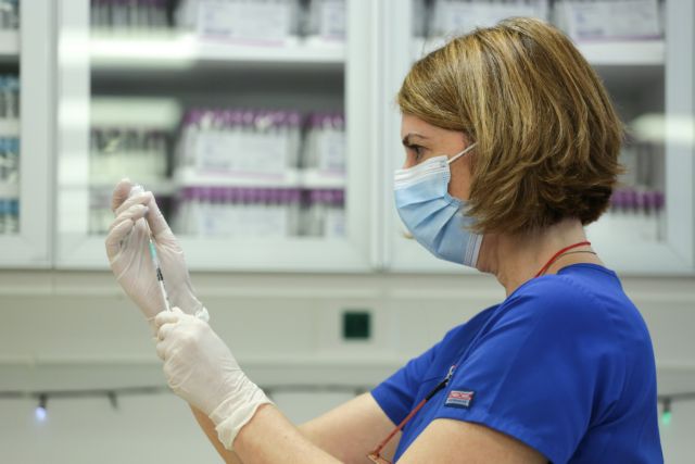 Διαψεύδει η 5η ΥΠΕ την ακύρωση των εμβολιασμών στο Βόλο – Τι απαντά