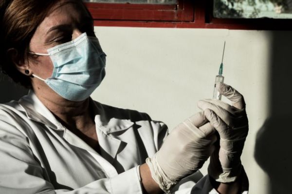 Εμβολιασμός : Πώς θα κλείσετε ραντεβού για το εμβόλιο – Ο νέος αριθμός που μπαίνει στη ζωή μας