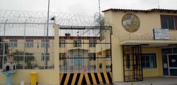 Κοροναϊός : Στα 86 τα κρούσματα κοροναϊού στις φυλακές Λάρισας