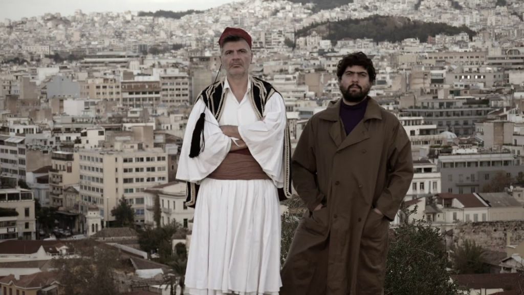 Φοίβος Δεληβοριάς και Δημήτρης Καραντζάς μετακινούνται στην πόλη και ψάχνουν απαντήσεις