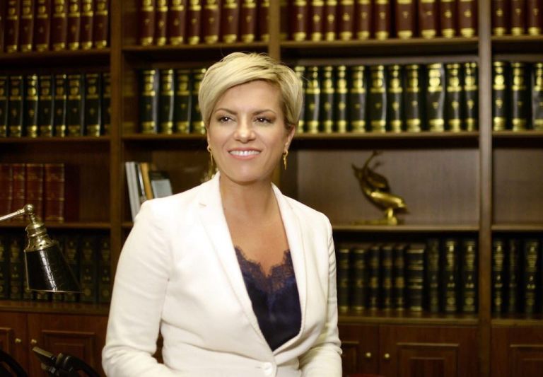 Απαλλάχθηκαν από δύο κατηγορίες οι συλληφθέντες για τα τρικάκια έξω από το σπίτι της Σοφίας Νικολάου