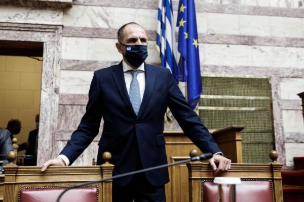 Γεραπετρίτης : Η πορεία των κρουσμάτων δεν δικαιολογεί ολικό άνοιγμα της αγοράς