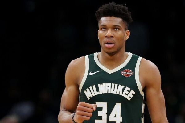 Αντετοκούνμπο : Τα highlights του Γιάννη κόντρα στους Νικς (vid)