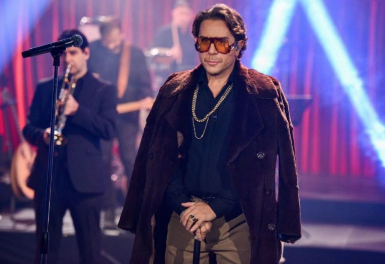 Κυριαρχία Mega με Γιώργο Μαζωνάκη – «Σάρωσε» την τηλεθέαση με τη μοναδική παράσταση