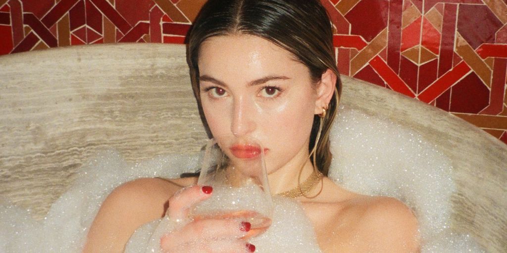 Η κόρη του Στιβ Τζομπς σε διαφήμιση εταιρίας καλλυντικών