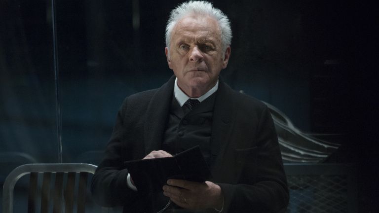 Άντονι Χόπκινς: Απαγγέλλει «Άμλετ» για να καταπολεμήσει την καραντίνα