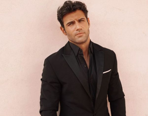 Ο Πέτρος Ιακωβίδης στο Νο1 του IFPI Official Airplay Chart