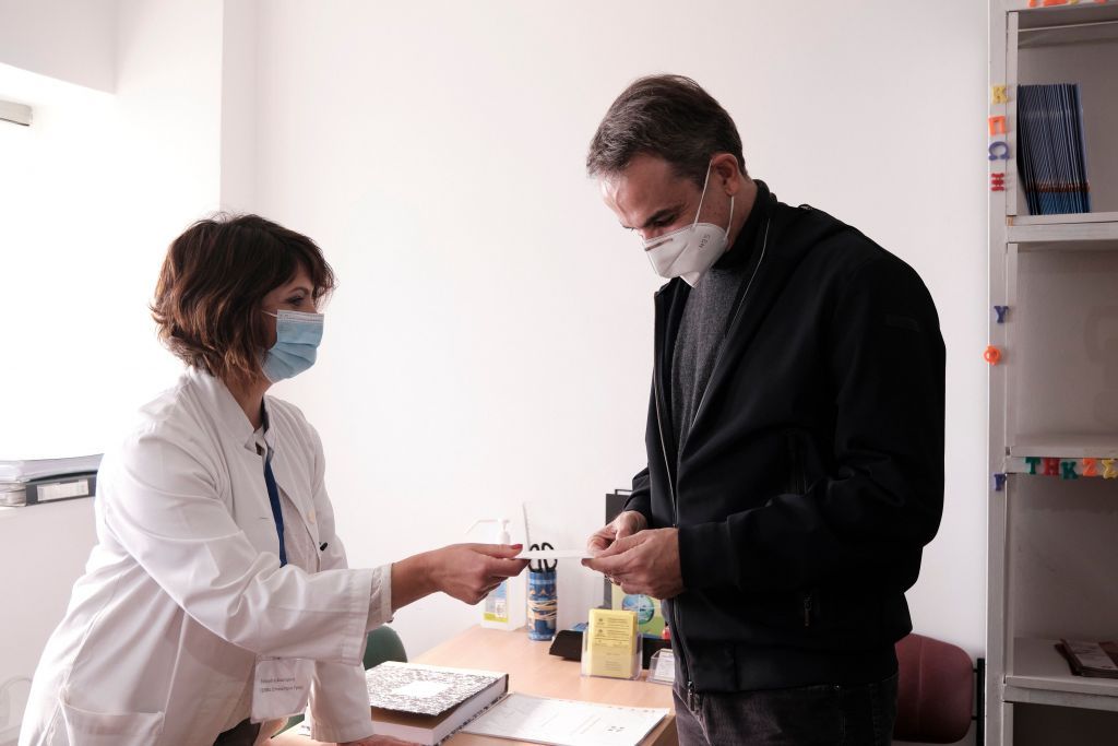 Κοροναϊός – Μητσοτάκης : Πρέπει να εμβολιαστεί πάνω από το 50% του πληθυσμού