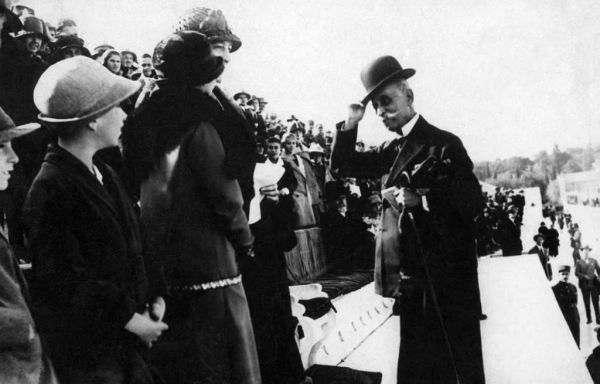 Κουντουριώτης : Πλέω μεθ’ ορμής ακαθέκτου και με την πεποίθησιν της νίκης εναντίον του εχθρού