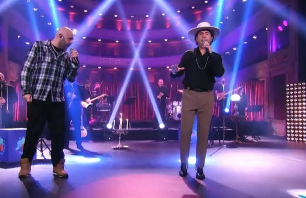 Γιώργος Μαζωνάκης και Μιχάλης Κουινέλης εξηγούν τι «Σημαίνει αγαπώ»