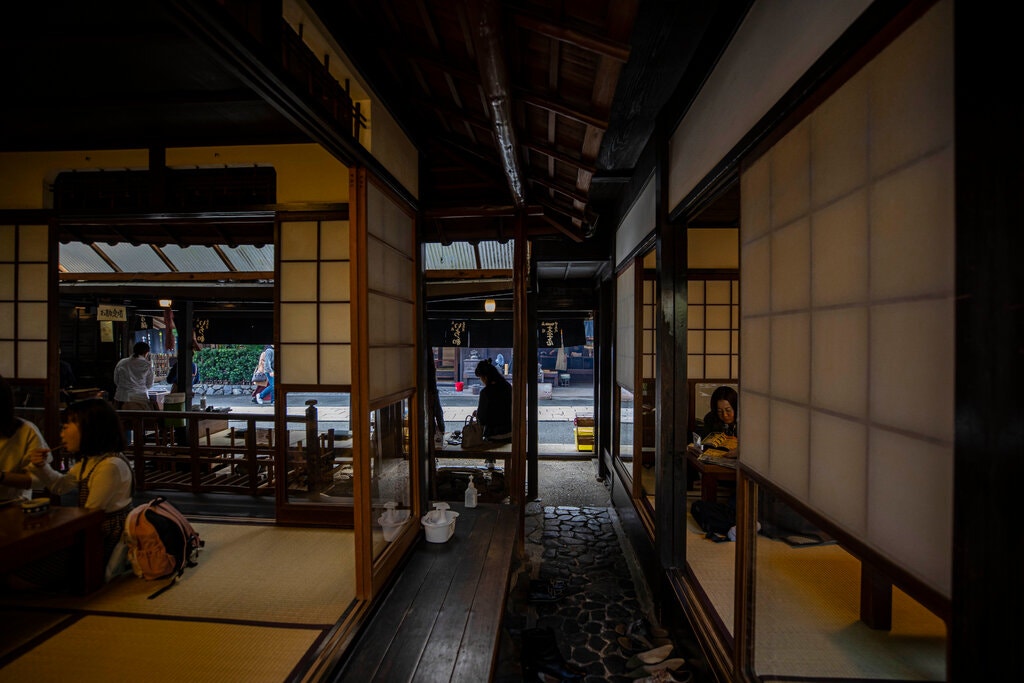 Αυτό το ιαπωνικό εστιατόριο έχει αντέξει δέκα αιώνες και βάλε