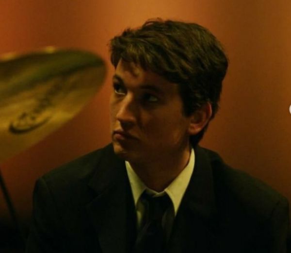 Μάιλς Τέλερ : Η ζωή μετά το γάμο είναι λιγότερο αγχωτική