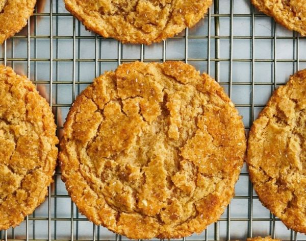 Συνταγή για μπισκότα με μίσο και φυστικοβούτυρο