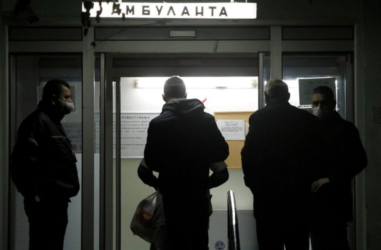 Αλβανία – Βόρεια Μακεδονία : Απαγόρευση πτήσεων από τη Βρετανία και αυστηρή καραντίνα