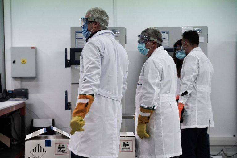 Κοροναϊός : Ξεκινάει το σχέδιο για το «τείχος ανοσίας» απέναντι στον ιό – Η αρχή του τέλους της πανδημίας