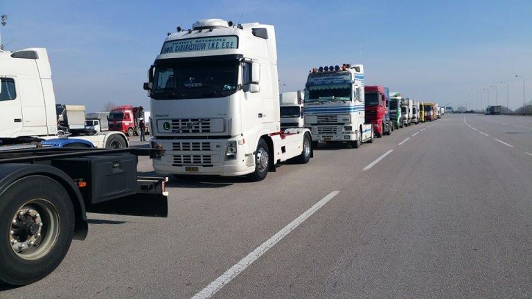 ΣΔΙΤ με φαντασία: «5G λωρίδες» στους ελληνικούς αυτοκινητοδρόμους για ημιαυτόνομη οδήγηση