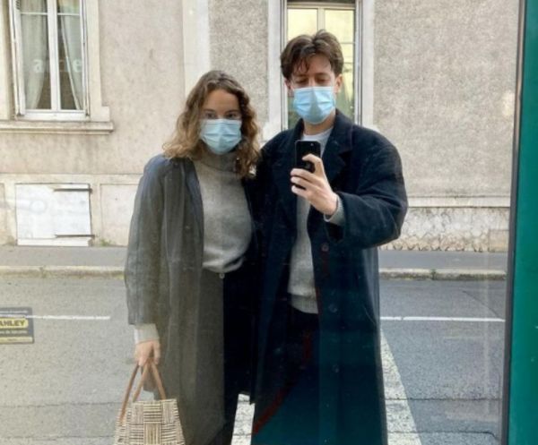 Αγγλία : Η κυβέρνηση απαγόρευσε την ερωτική επαφή στα ζευγάρια που μένουν χωριστά