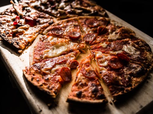 Έξι facts για την αγαπημένη μας πίτσα