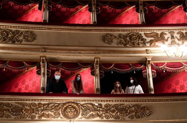 Κοροναϊός : Για πρώτη φορά μετά τον Β' ΠΠ η Σκάλα του Μιλάνου ακύρωσε την παραδοσιακή παράσταση