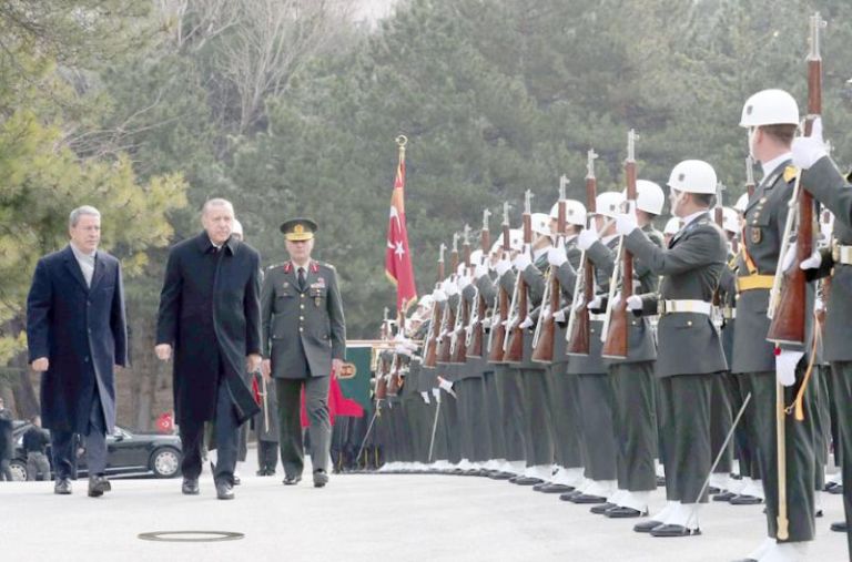 Συρίγος : Ομοιότητες της Τουρκίας με τη ναζιστική Γερμανία