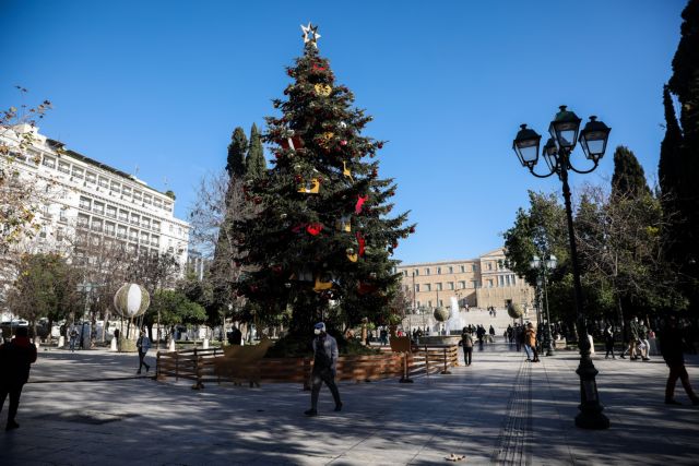 Κοροναϊός : Ανησυχία για αρνητική επίδραση των γιορτών στην πανδημία – Φόβοι για έξαρση των κρουσμάτων τις επόμενες μέρες