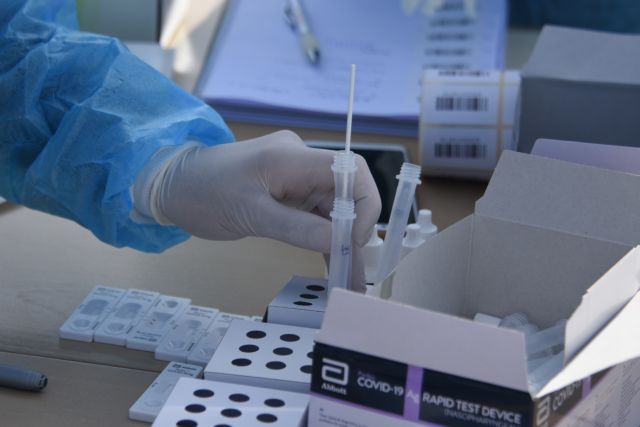 Κοροναϊός : Ερευνα της Επιτροπής Ανταγωνισμού για τα μοριακά τεστ