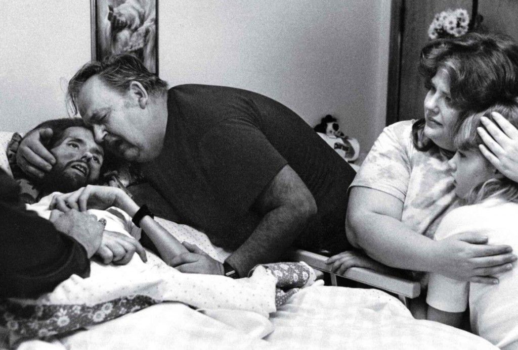 AIDS : Οι σημαντικότερες στιγμές ευαισθητοποίησης για τη φονική μάστιγα