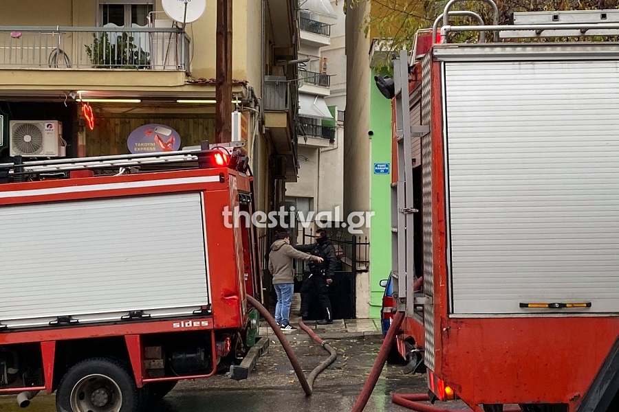 Πυρκαγιά σε διαμέρισμα στη Θεσσαλονίκη - Απεγκλωβίστηκε 70χρονη