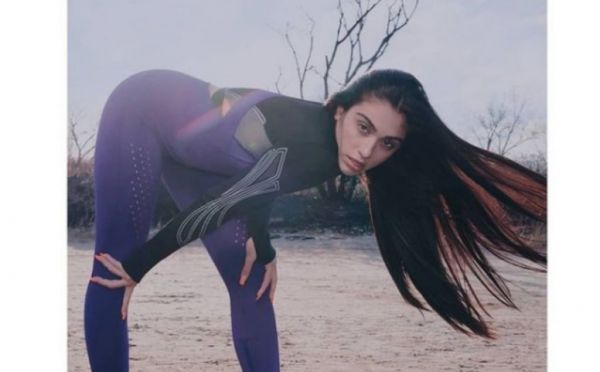 Lourdes Leon : «Καυτές» πόζες για καμπάνια εσωρούχων